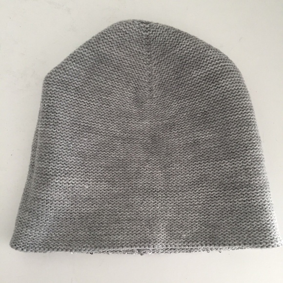 Michael Kors Women's Sequin-Striped Cuff Hat Gray Silver Knit One Size NWOT - Picture 7 of 7